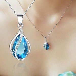 Beautiful 925 Sterling Silver Aquamarine White Sapphires Drop Necklace